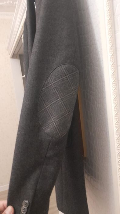 Продаются мужские пиджаки