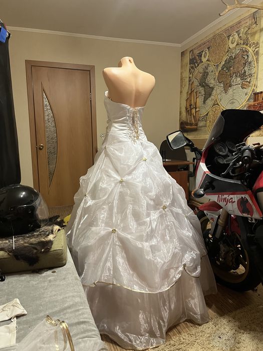 Свадебное платье 44-46р