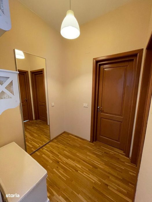Apartament 2 camere/  Balcon și garaj /