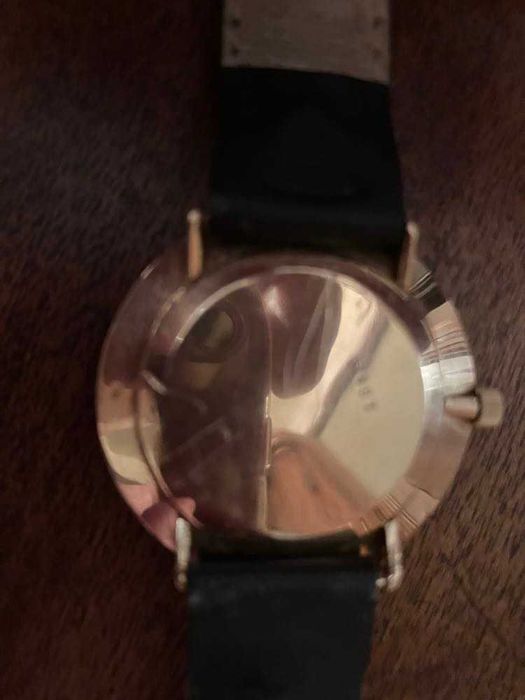 швейцарски часовник SOBIOR