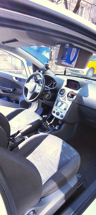 Vând mașină Opel Corsa
