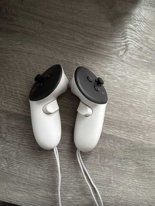 VR очки Meta Quest 3s 400 игр в библиотеке, использовал один раз.