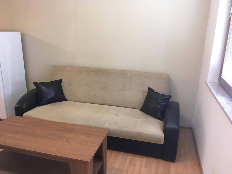 Дава се под наем Двустаен апартамент в Пловдив, Център - 65 кв.м за 400 € - Снимка #2