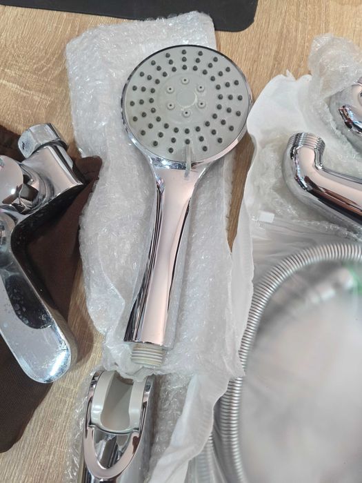 Baterii de baie cu accesoriu de duș, baterii mixer pentru baie cu cap de duș