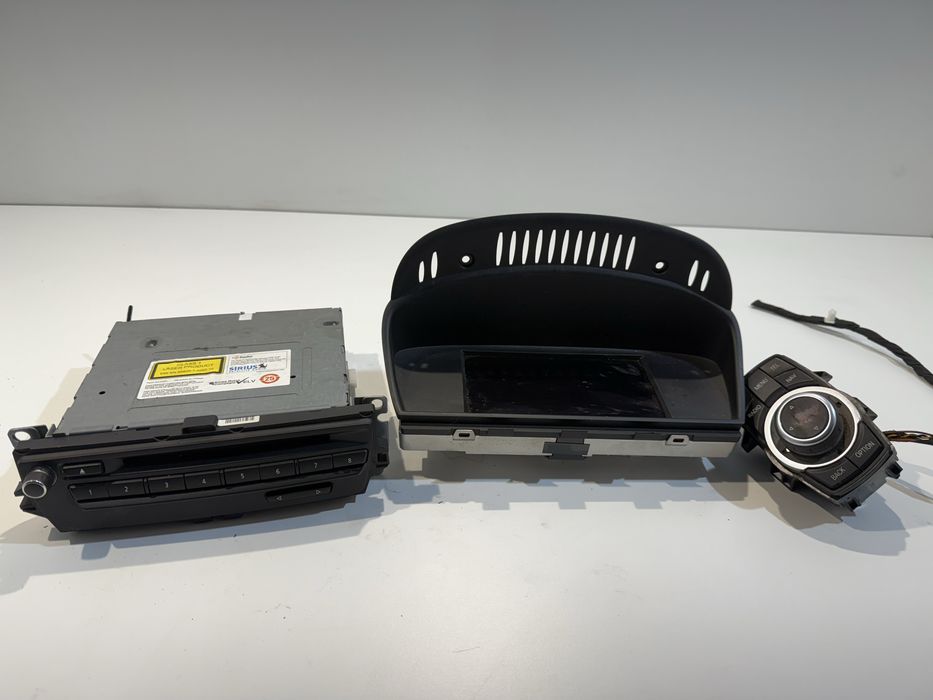 Продаваме малко CIC за BMW E90 E91 E92 E93