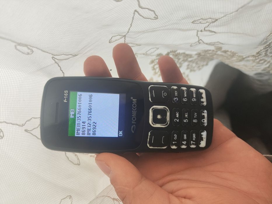 Telefon sotiladi, Fonecom F-16s knopkali telefon