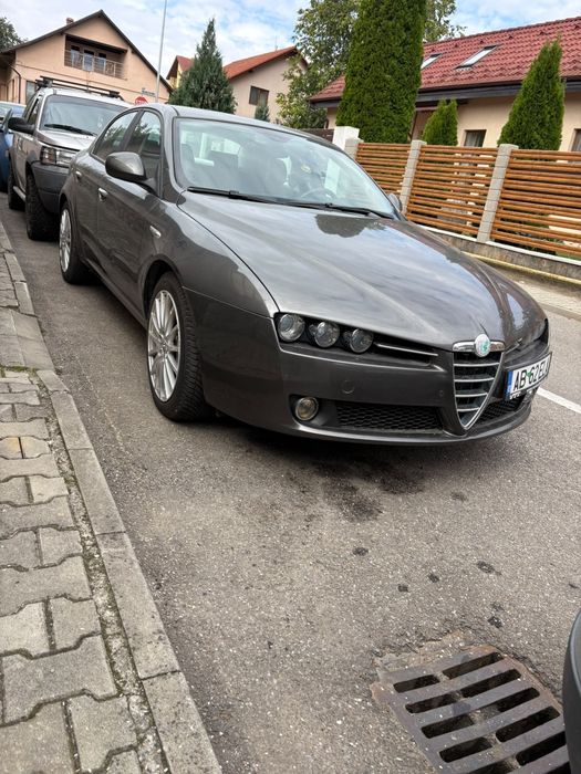 Vind Alfa Romeo 1589 jtdm 2.4