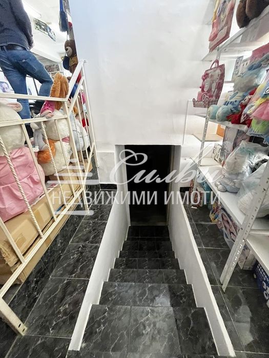 Търговско помещение МАГАЗИН на много КОМУНИКАТИВНО място – кв. Болниц