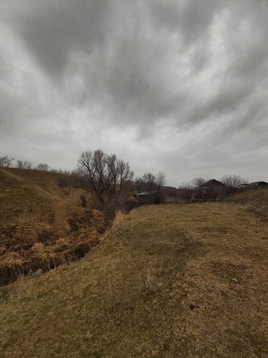 Продается дом-дача с хоз.постройками рядом речка