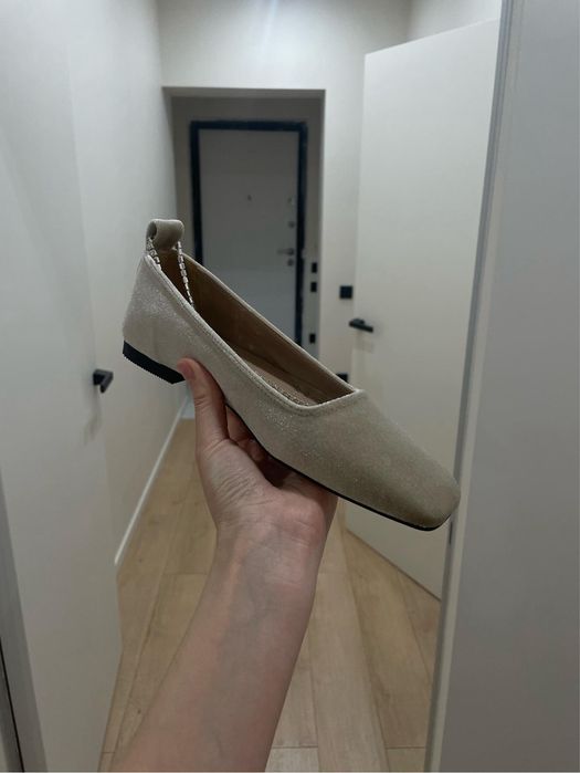 Балетки женские с ремешком