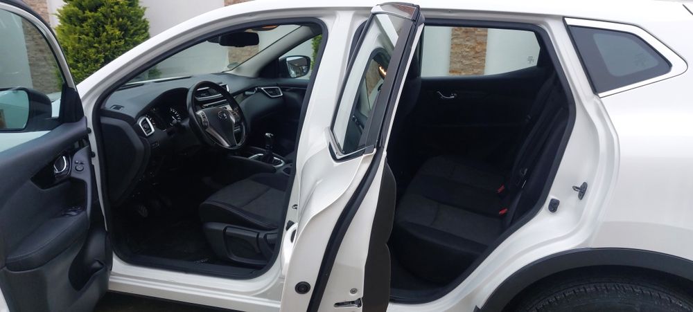 NISSAN QASHQAI TEKNA -1.2 Tce TURBO‼️-Navii-An 2015‼️doar 120.000 km