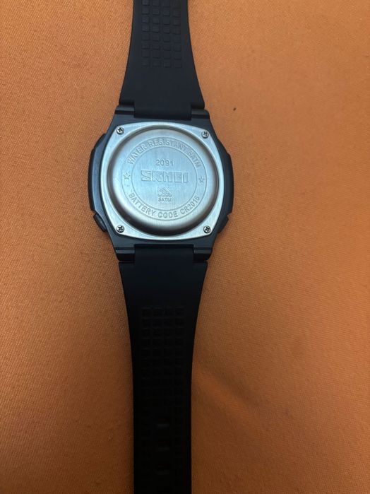 Продам часы Skmel