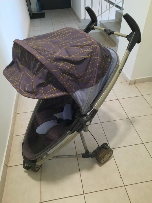 Детская прогулочная коляска