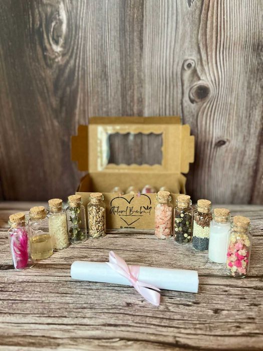 Cutiuta cu mirodenii pentru baita de mir/trusouri botez