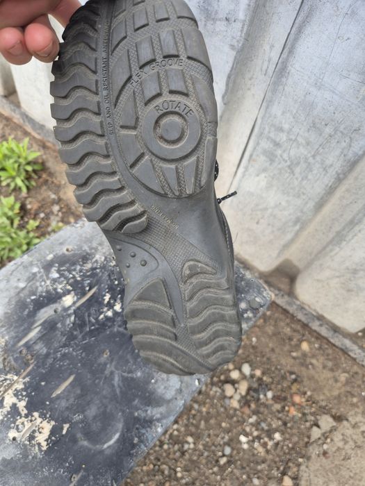 Pantof 40 Uvex pret pereche