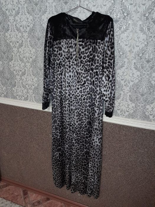 Буу киімдер сатылады