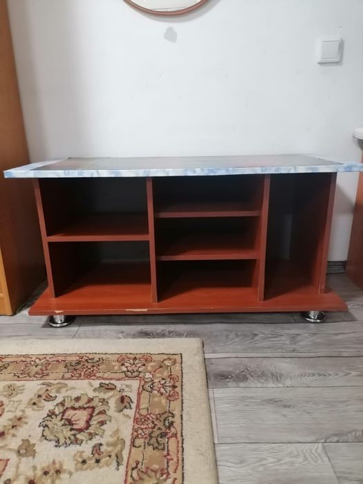 Тумбочка под аквариум