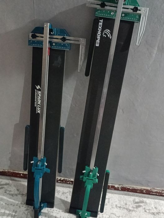 Кафелерезка 2 шт