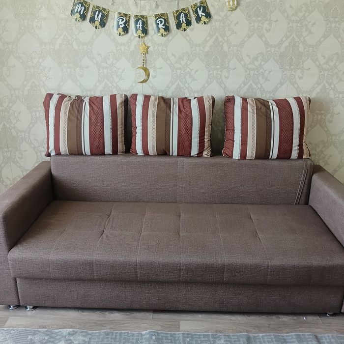 Продам бу диван 30000 т