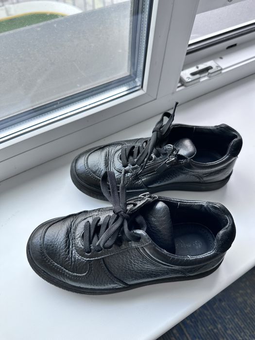 Школьные ботинки ( туфли)