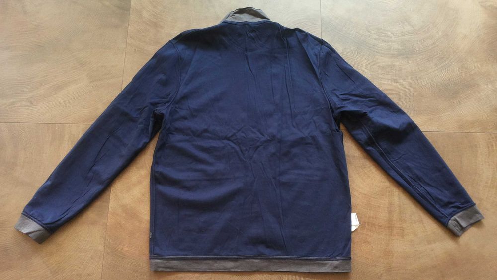 HUGO BOSS размер L / XL двулицева горница 14-59