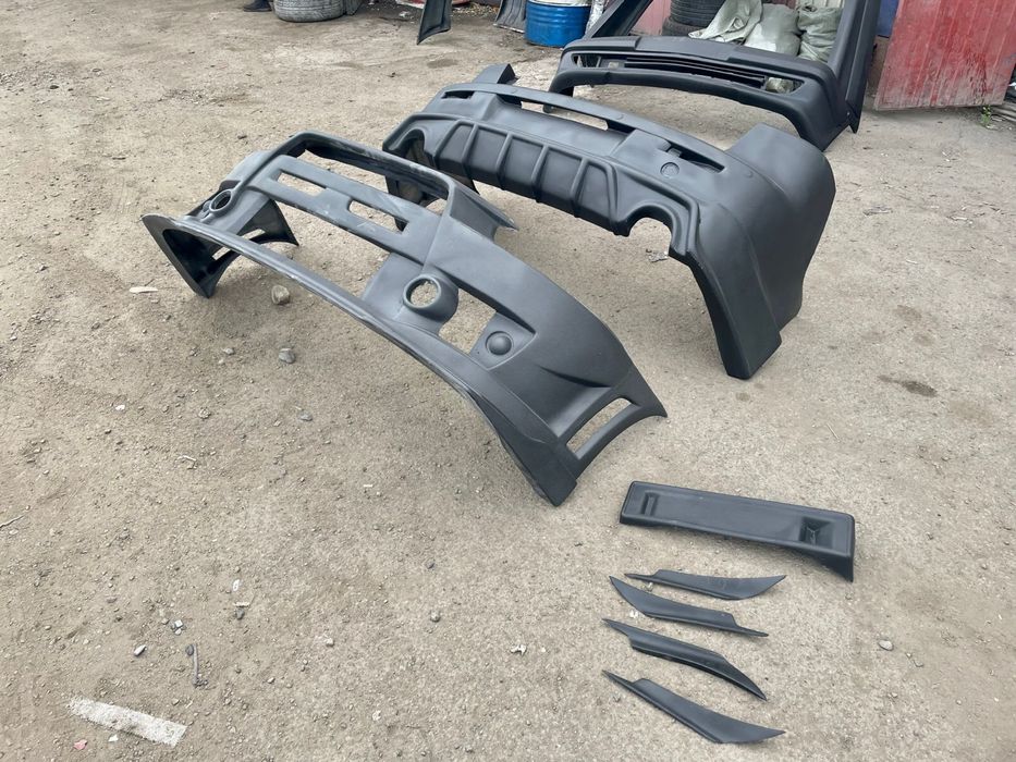 Бампер тюнингованный на митсубиси лансер 10