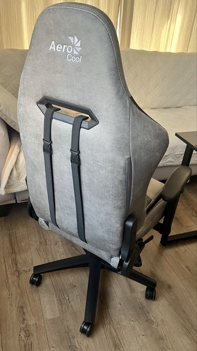 Игровое компьютерное кресло Aerocool