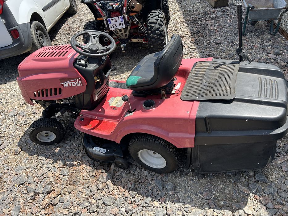 Tractoras gazon MTD115