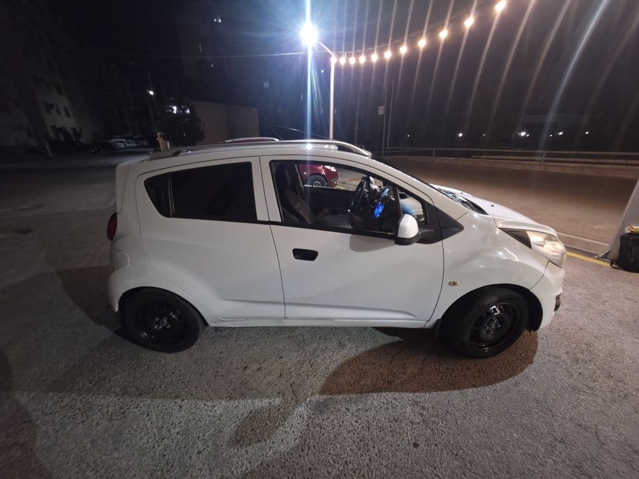 Spark sotiladi holati yaxshi, benzin+metan