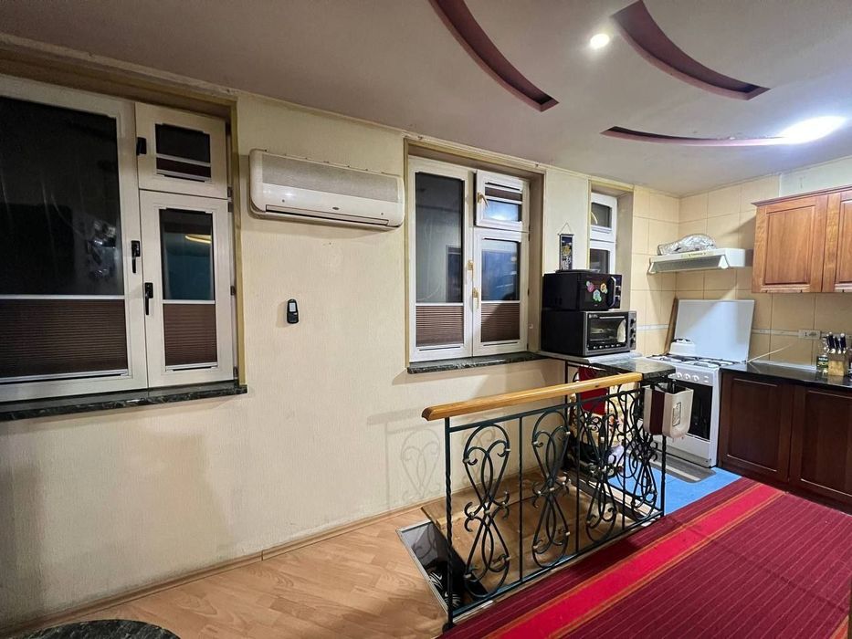 Квартира Юнус Абад 18, 4/1/4, 89м2, можно под офис, 98000у.е.