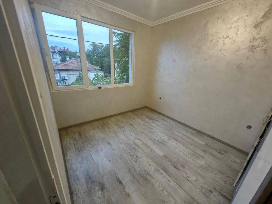 Лукс Декор Професионално боядисване  Декоративни мазилки и  Дек. стени