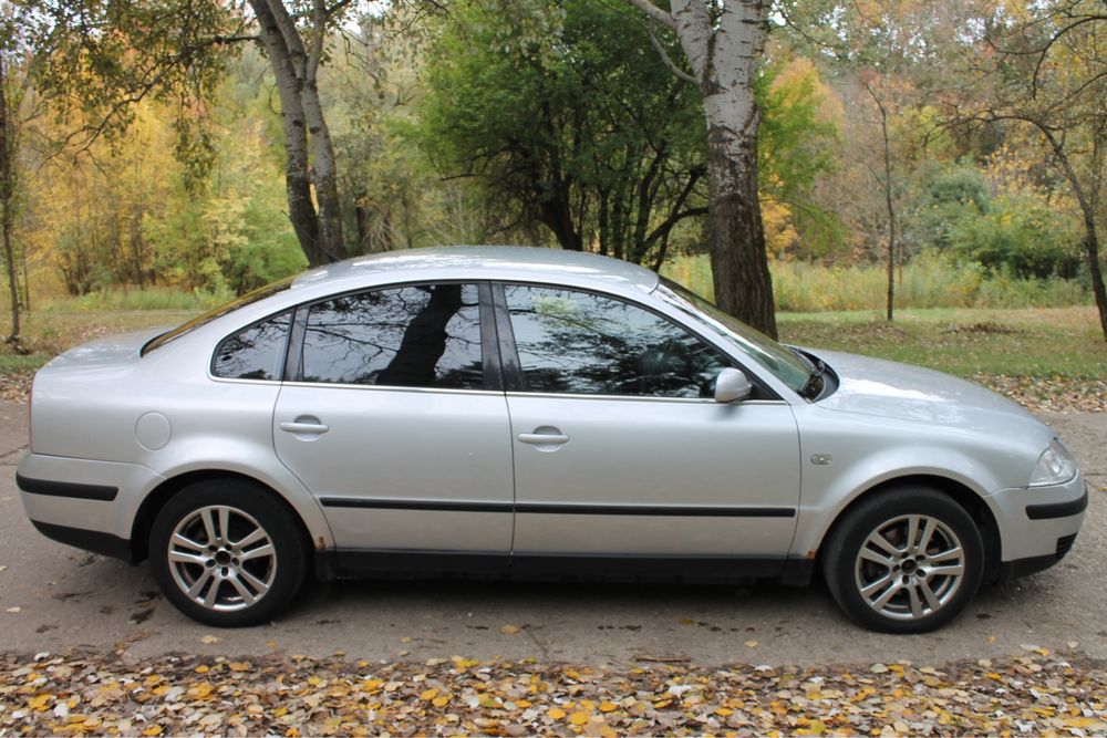 VOLKSWAGEN Passat 2004 — imagine 2