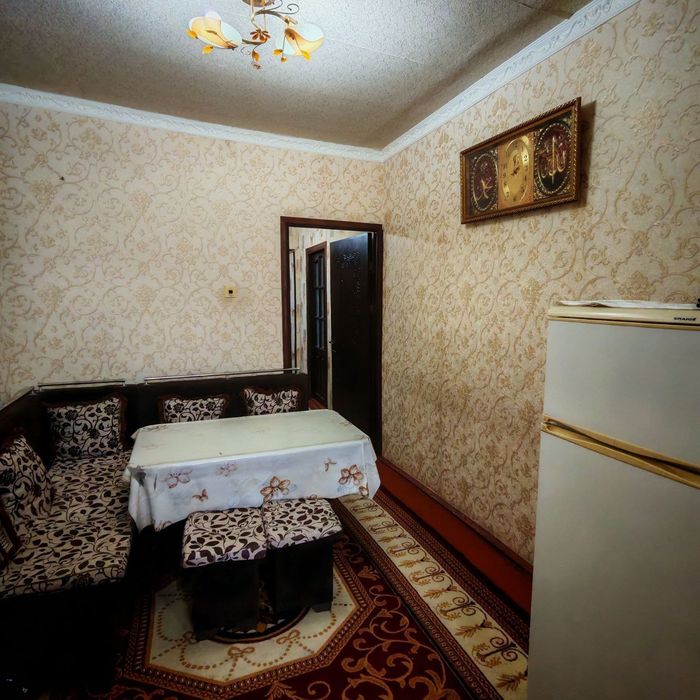 4 etajli dom 4 etajida 2 xonali uy