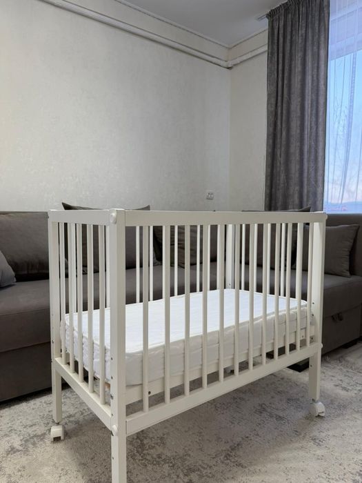 Кроватка детская