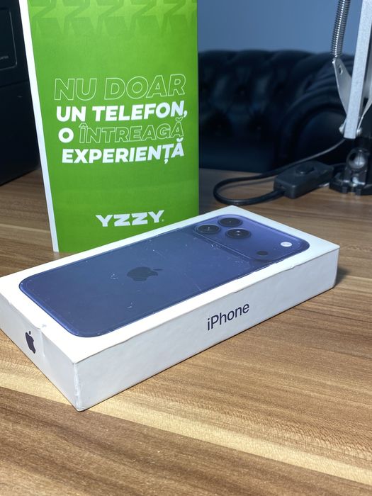 iPhone 17 Pro Max • 512 GB • Deep Blue