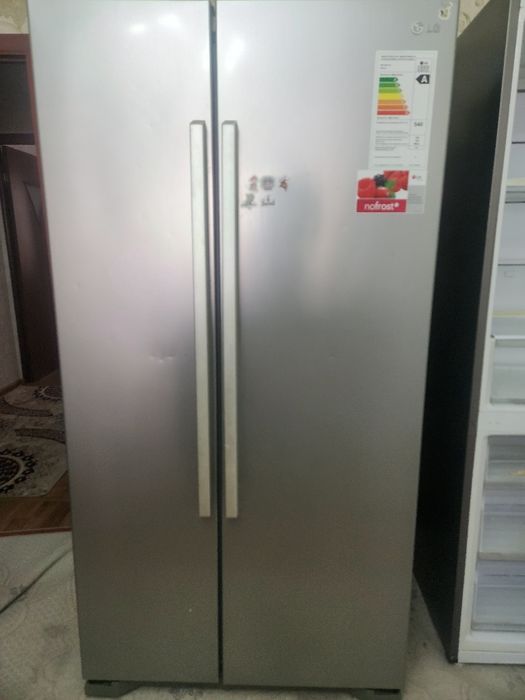 Продам холодильник LG