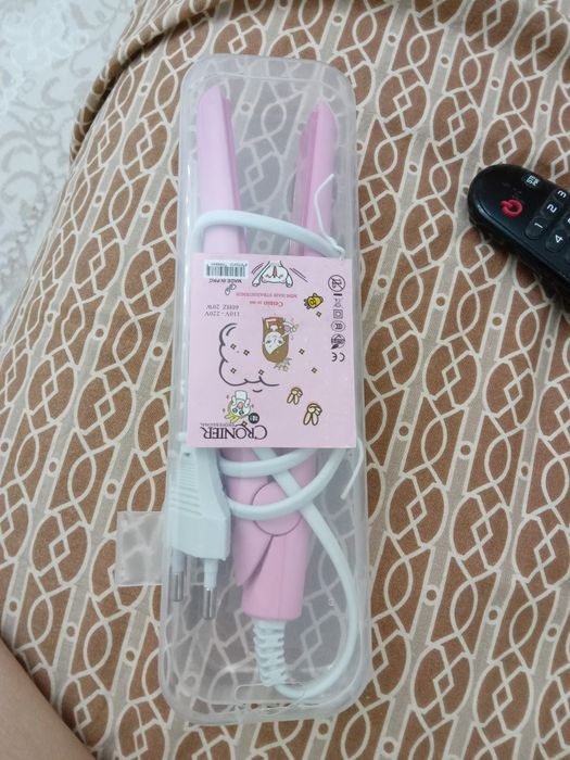 Выпрямитель волос, новый