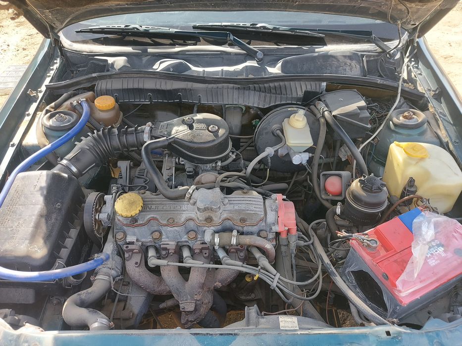 Продам машину Опель вектра