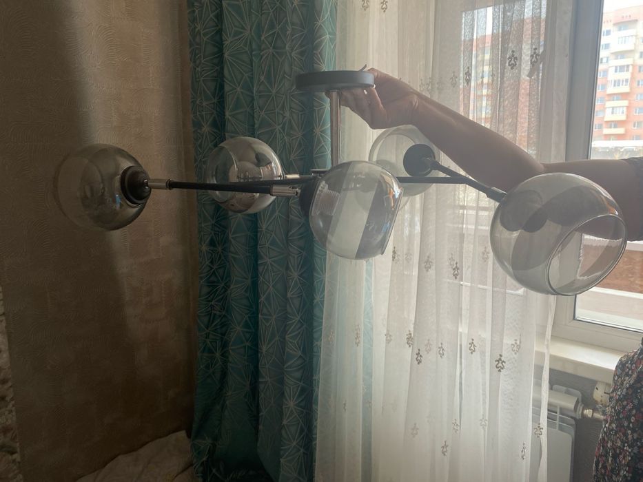 Продам люстры в хорошем состоянии