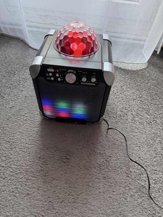 Boxa Maginon cu lumini