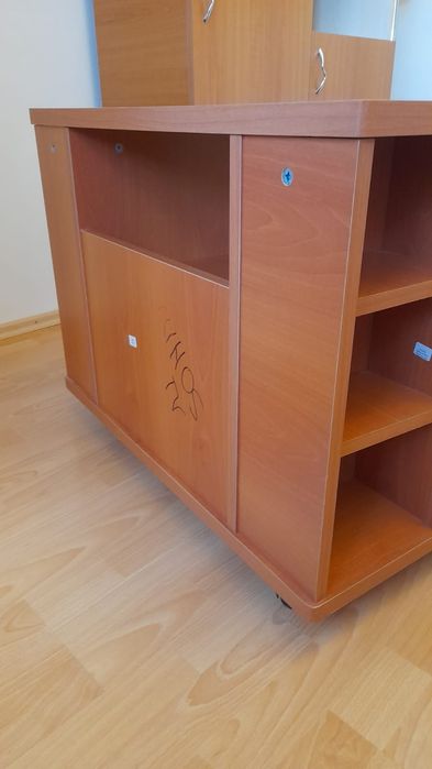 Comoda Tv impecabila