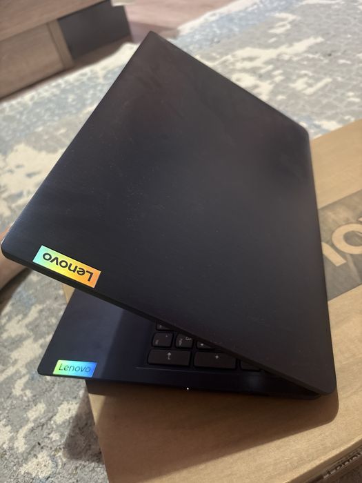 Продам НоутБук срочно  Lenovo