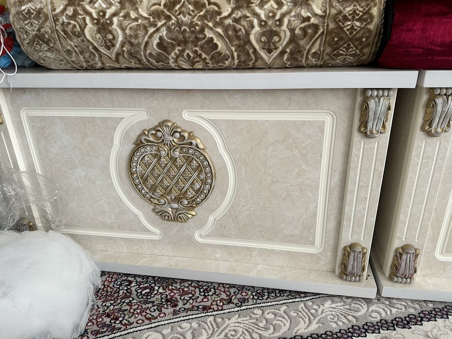 Продается мебель хорошего качества договорные