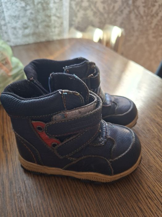 Продам ботинки срочно