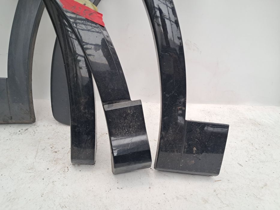 Лайсна калник Audi Q5 Audi Q3 2017/2025г