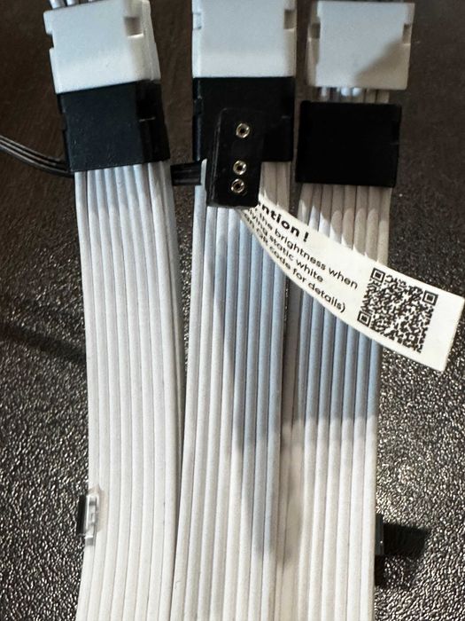 Удължителни за кабели Lian-Li Strimer Plus V2, GPU, Triple 8-pin, ARGB