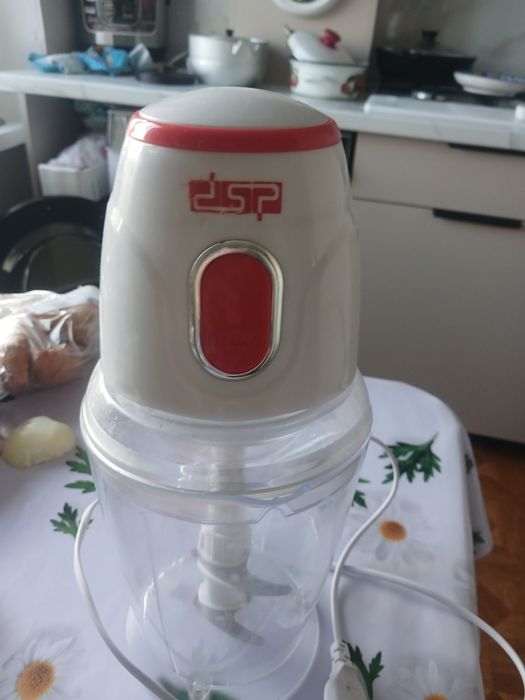 Блендер отлично работает дёшево