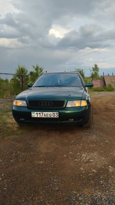 Ауди А4 б5 кузов мотор 1.8 АДР