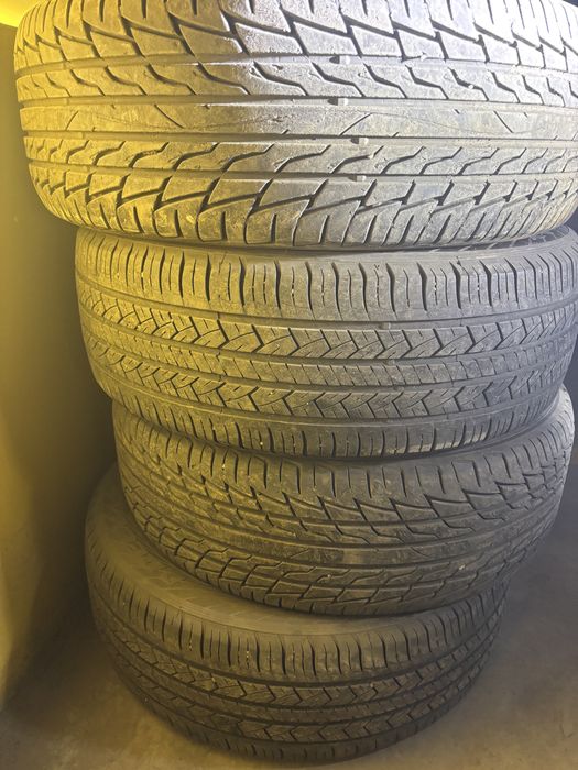 Продам комплект резины