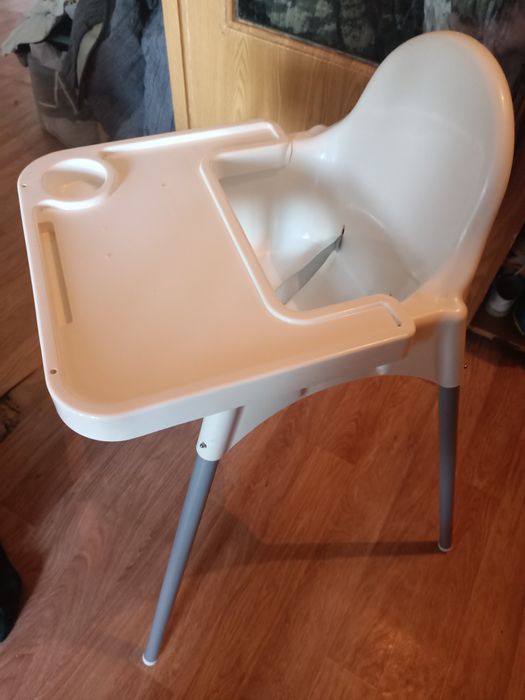 Стульчик для кормления ребенка